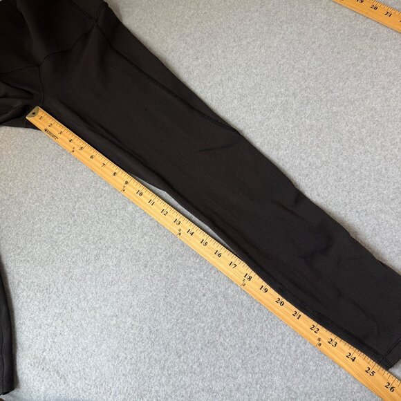Lululemon Black Crop‎ Leggings Criss Cross Pure Practice Pant High Waist Size 6 - Picture 14 of 16